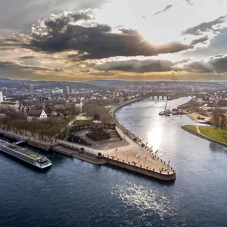 Rheinmosel Glueck 2 アパート